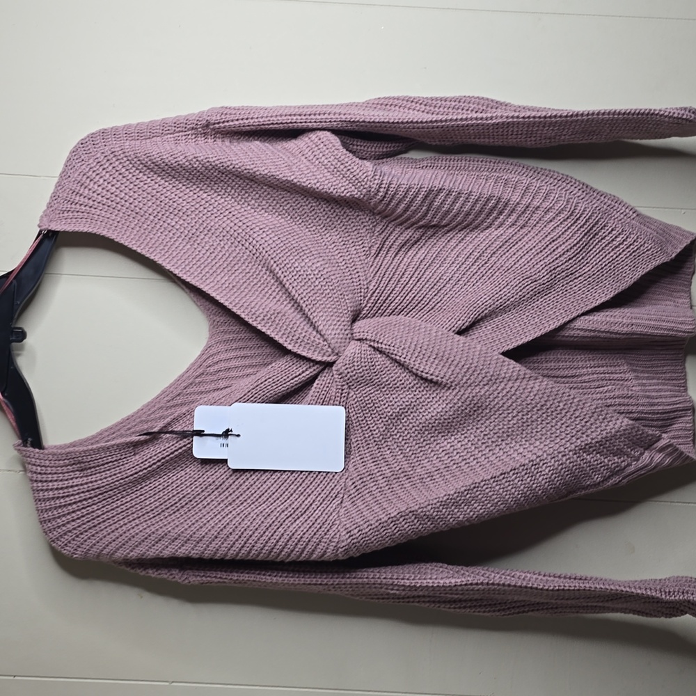 Cultured Cloths Solid Long Sleeve Twist Knit Open Back Sweater Small - Picture 2 of 8